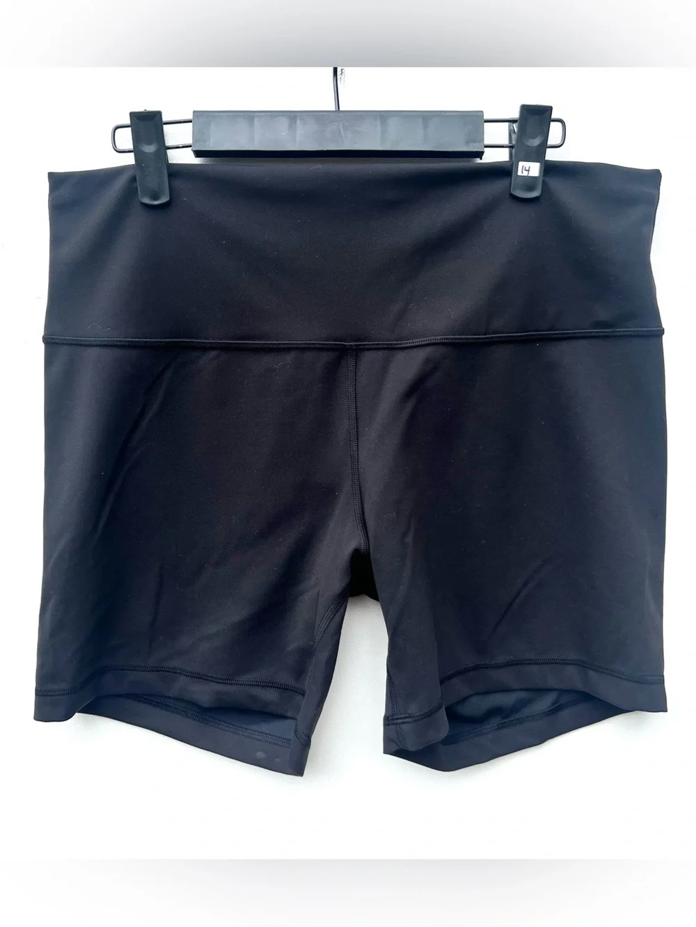 Lululemon Wunder Train High-Rise Short 6